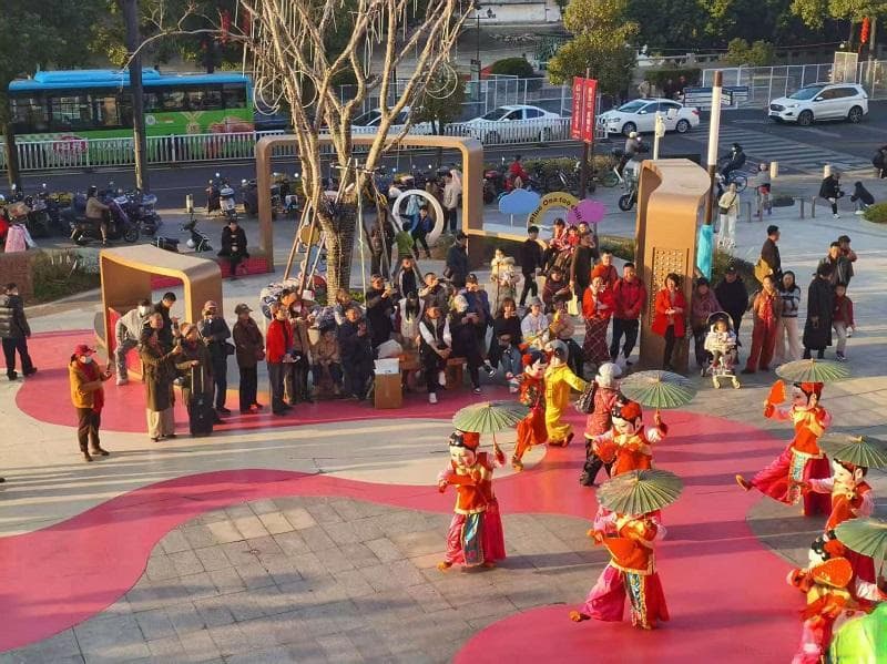 "非遗过大年"年俗文化体验活动在烟台山街区举办