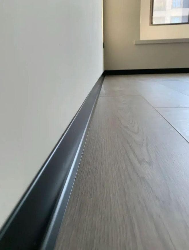全屋踢脚线哪种材质最好？4种材质全面对比，三种方案供你选择！