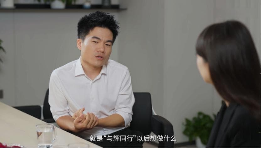 董宇辉“精神接班”俞敏洪