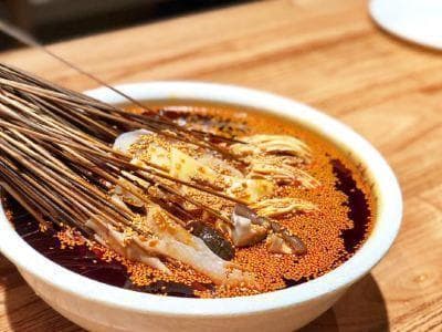 成都必打卡：四妹钵钵鸡&乐山鲜知味，谁才是你的菜？