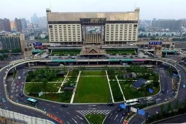 杭州旅游必看：哪个火车站下车去西湖最方便？