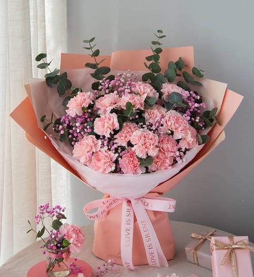 为什么把鲜花送给妈妈？