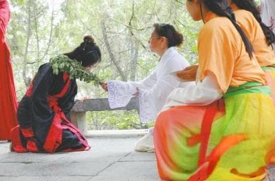 端午节习俗：端午浴（沐兰汤）