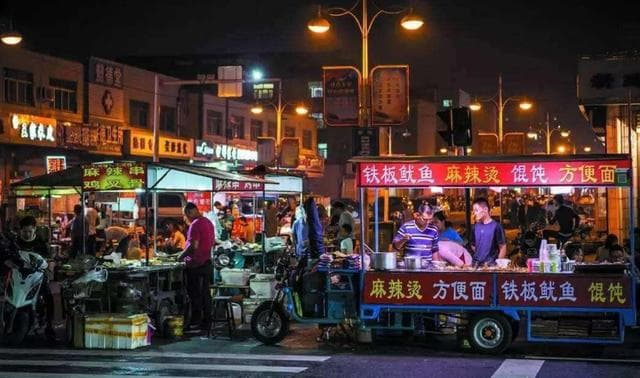 学校门口的小吃店怎样才能吸引学生？营销策略是什么