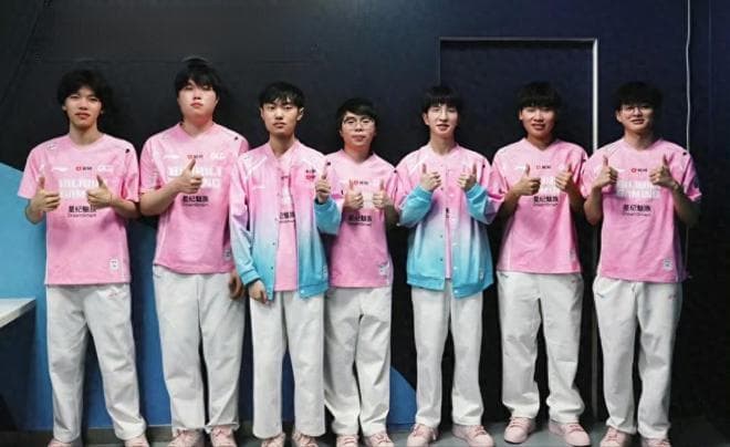 外媒点评BLG：东方的一条龙，今年世界赛冠军最有力的竞争者之一