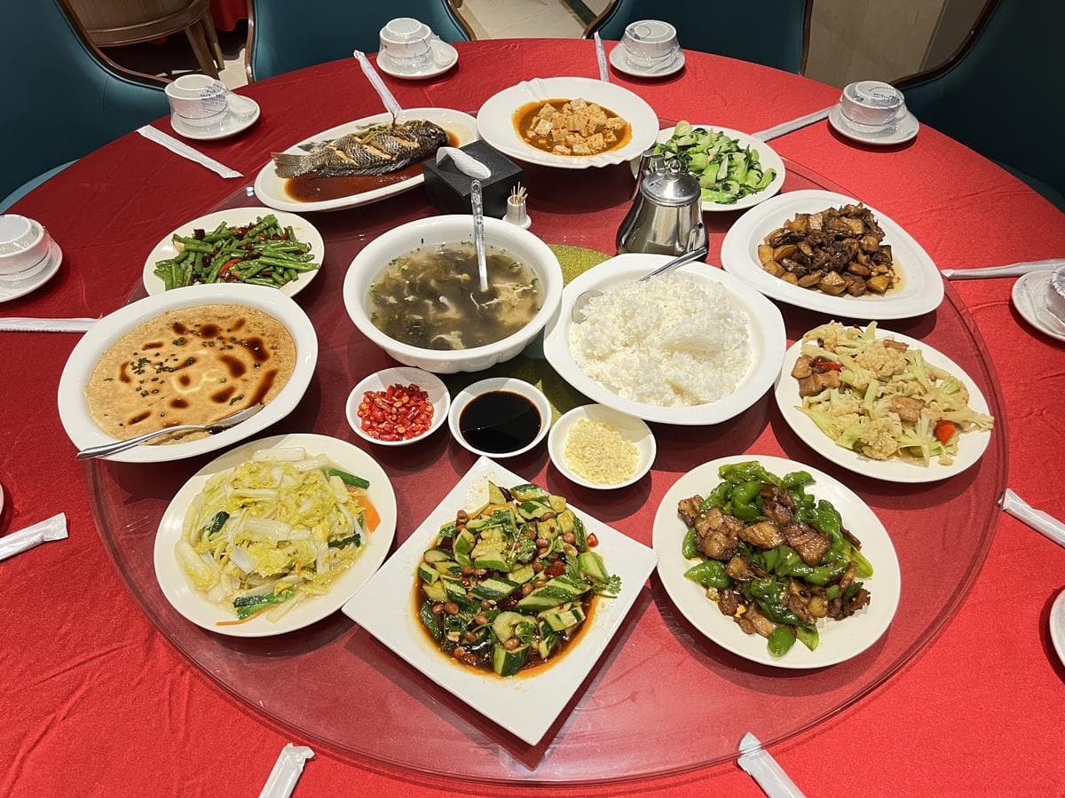 春节家宴，如何根据聚餐人数制作多少份菜？