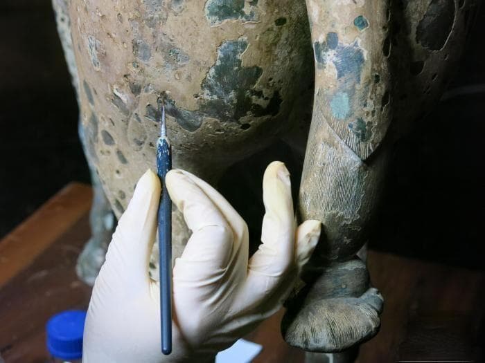 秦陵两乘铜车马实现同馆展出，历时三年保养维护完成