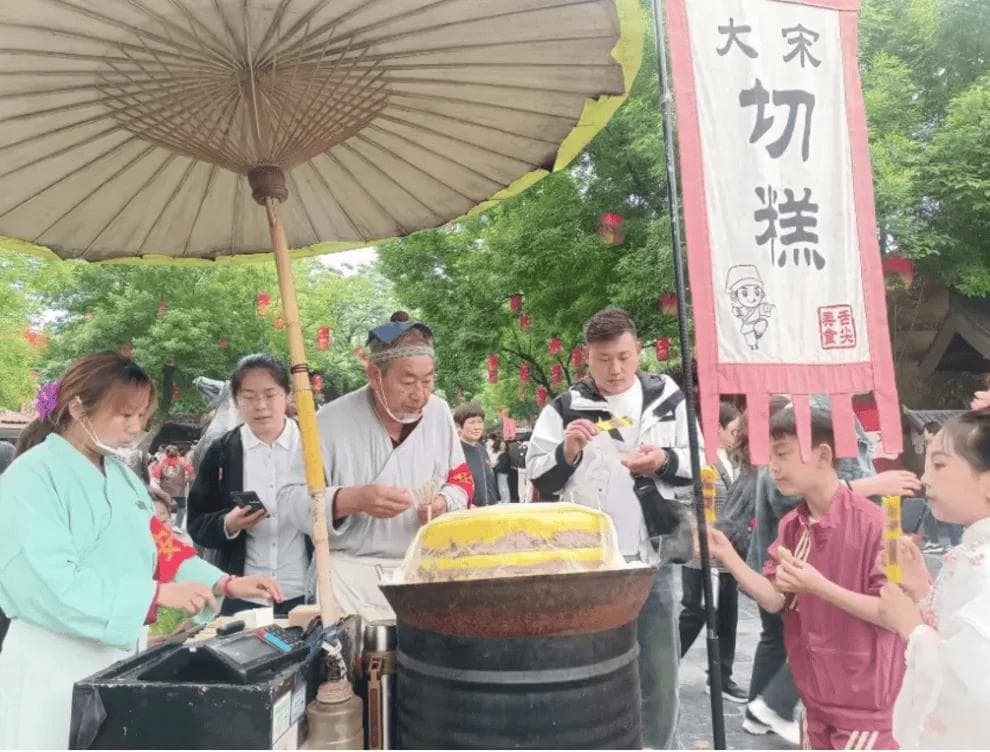 景区NPC点燃文旅热潮，沉浸场景搭建带你“一秒入戏”