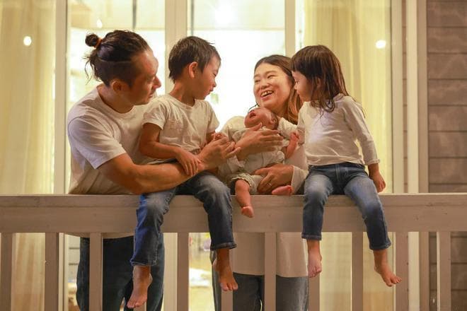 亲子关系AI咨询：科技助力家庭和谐