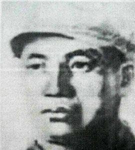 红军女战士被俘后，为了保住丈夫骨血，忍辱负重给军阀做小妾