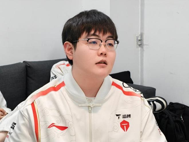 369与Zeus交战记录：只能玩团战英雄，单线很难赢！