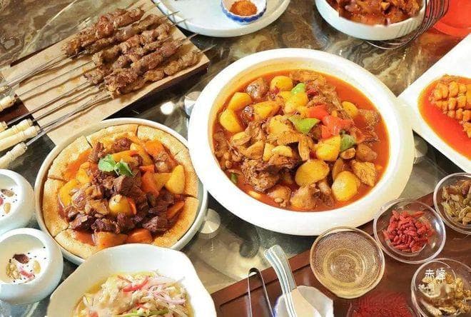 新疆这“6大名菜”，口感独特，极具特色，你吃过几样呢？