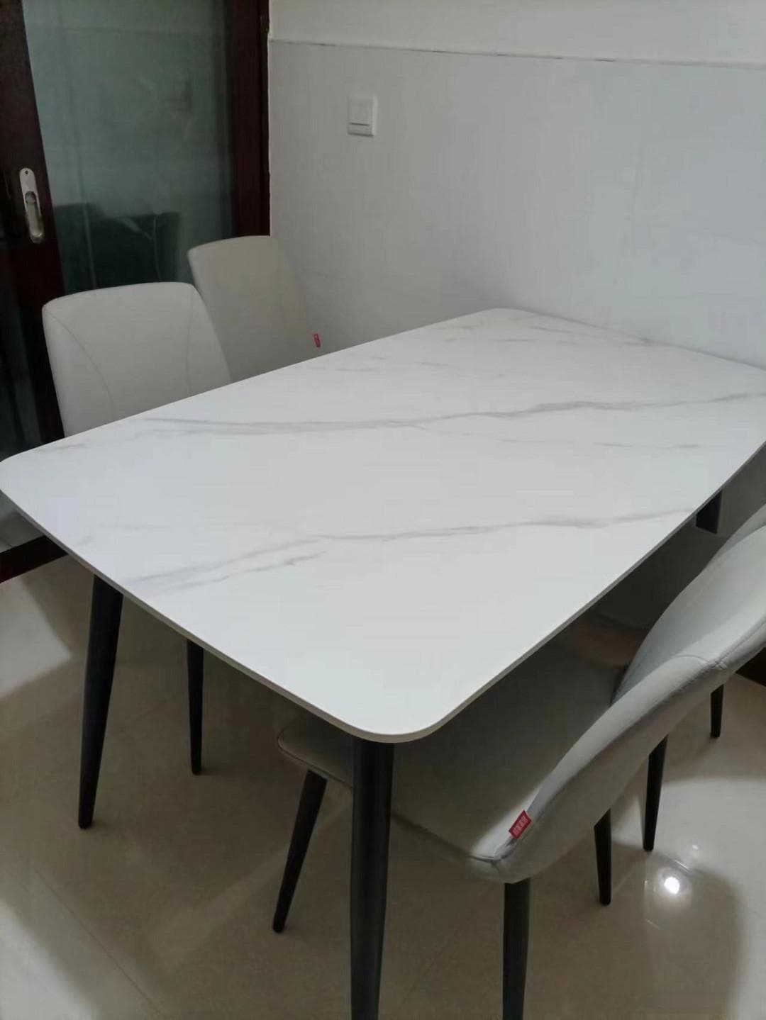 餐厅家具搭配指南：从材质到风格，打造理想用餐空间