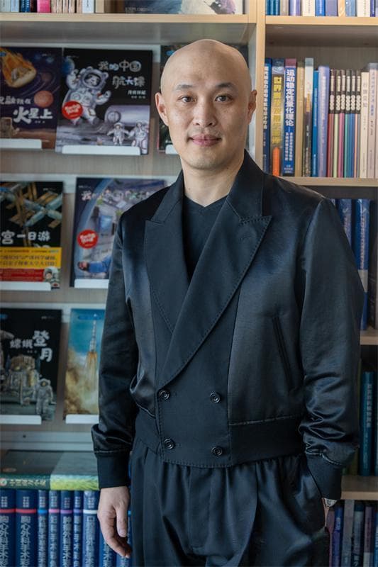 作者变成虚拟人导演，数智融合为儿童绘本创作赋能
