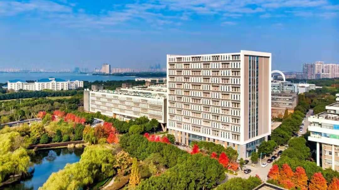 江苏高校最新排名曝光：南邮位居第7，苏州大学退居12