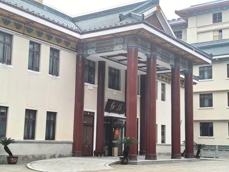 重庆标志性建筑“红楼”焕新归来 开设“记忆展馆”