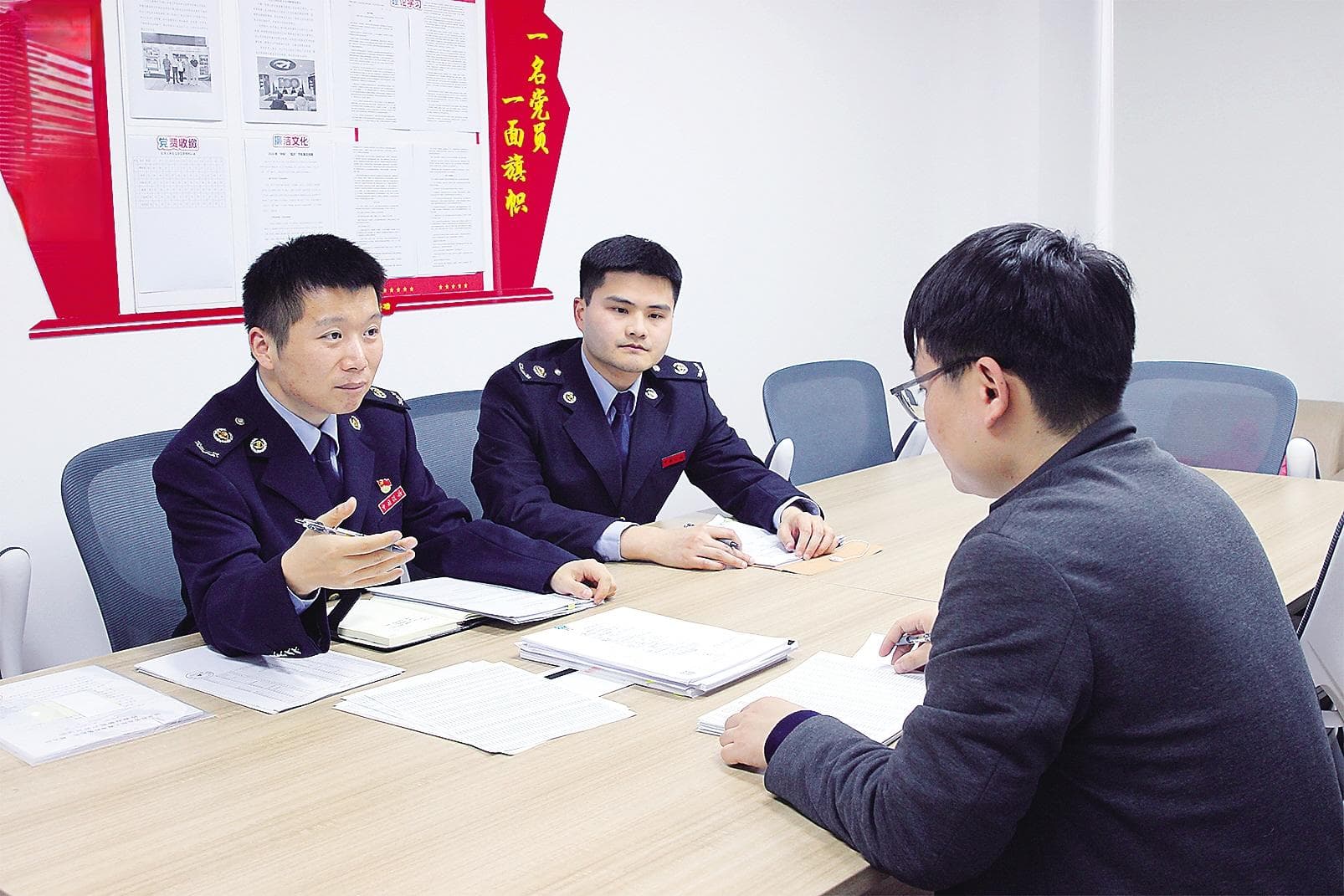 青春奋斗正当时