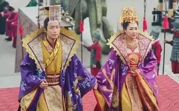 从盛宠到失落：王皇后的悲剧人生与权力的无情游戏