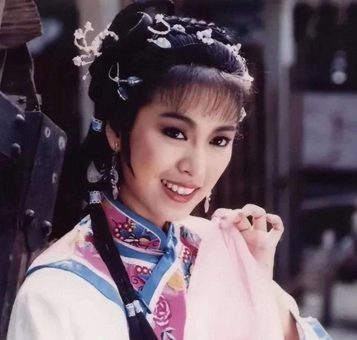 10版《射雕英雄传》黄蓉对比，差距一目了然，你最欣赏哪一版？