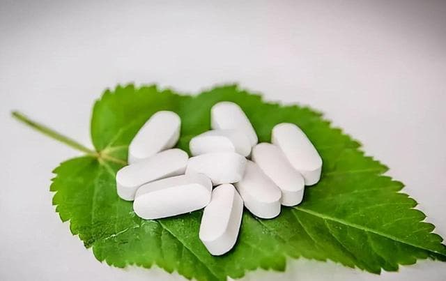 老年人每天1片叶酸，对身体是好还是坏？医生：安全服用牢记3点