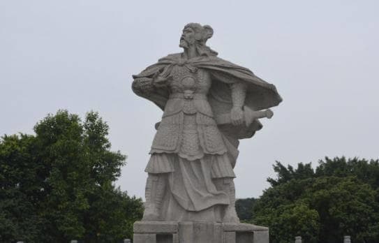 明思宗杀袁崇焕或为自卑感作祟，袁崇焕的性格也导致被杀