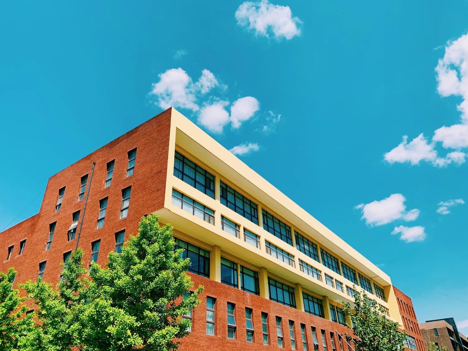 福耀科技大学2025年招生前瞻：高分考生的新选择