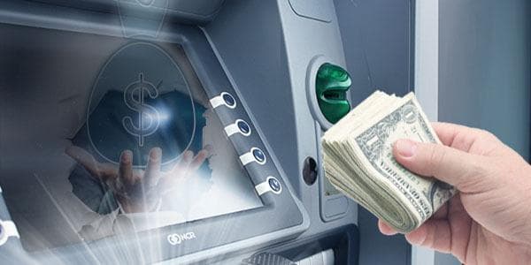 各类银行最新存款利率对比，10万存3年，利息可相差3900元