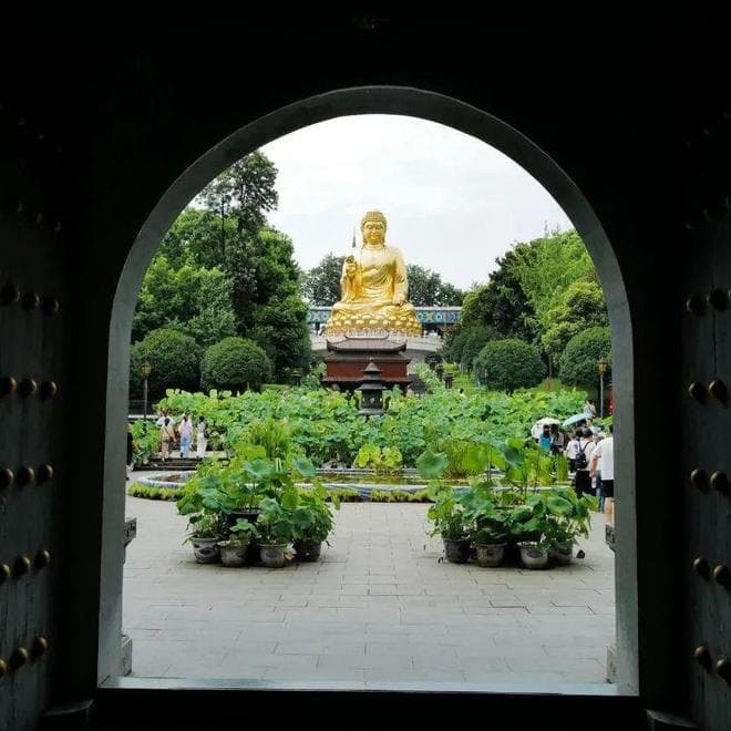 八关斋戒：修诸善业，契入佛道