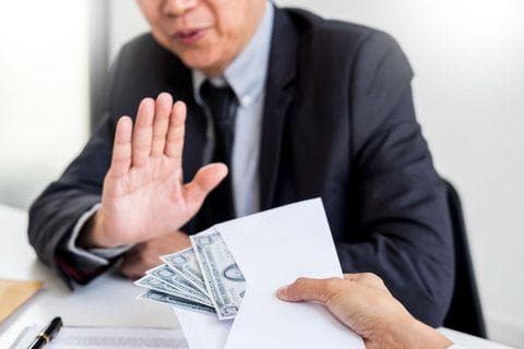 公司如何合理给员工降薪