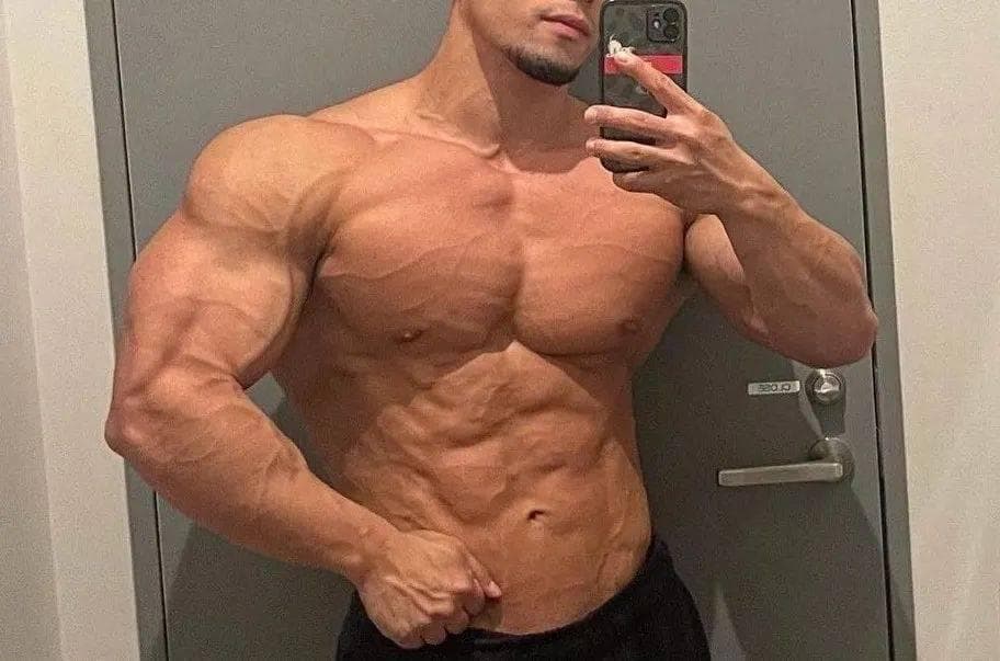 5个男性最佳前臂健身运动，打造“啤酒肌”
