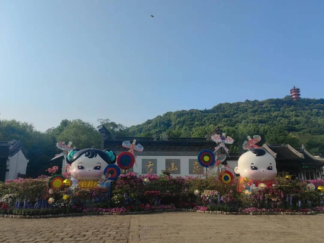 无锡惠山古镇：5A景区里的江南水乡与非遗文化