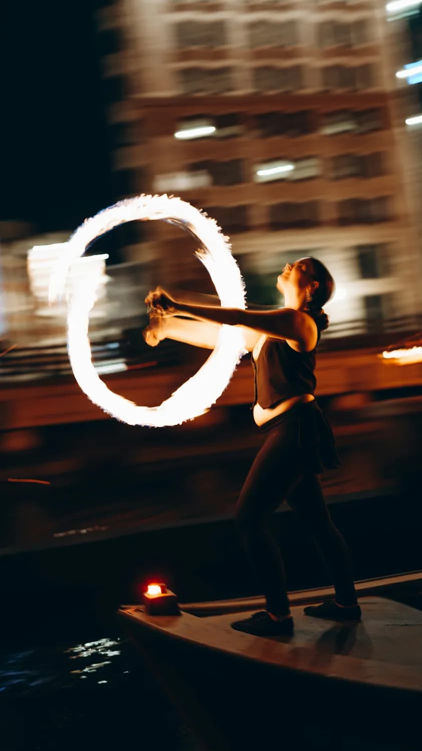 《哪吒重生》配乐揭秘：如何打造燃爆画面？
