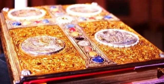 解密圣经宝石：十二种圣石的宗教与文化意义