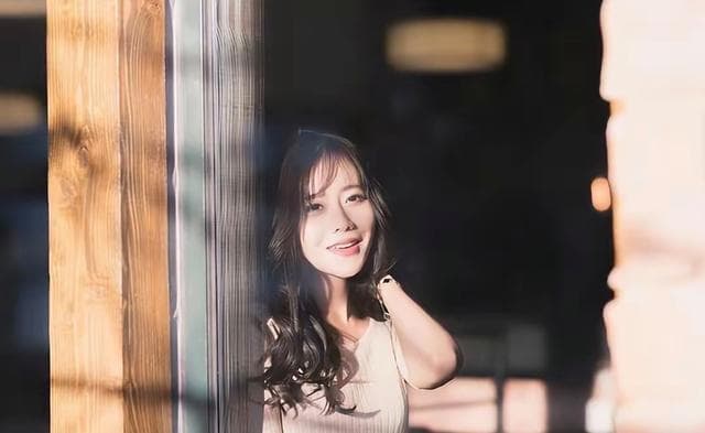 不止是拥抱：中年女人的深层情感需求