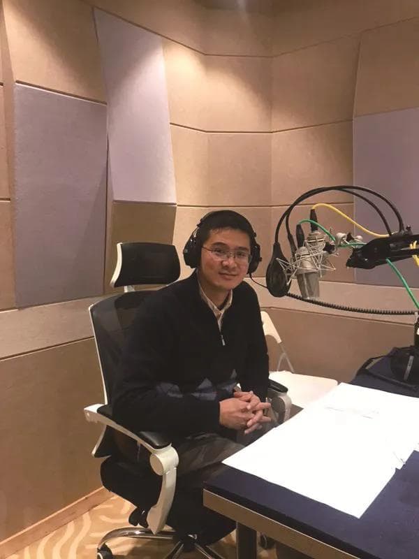 法学教授也能出圈？罗翔讲课视频，“津津有味”成弹幕高频词