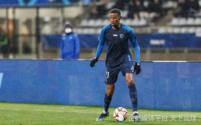 法乙：巴黎FC主场迎战卡昂，冲击直升区关键战役