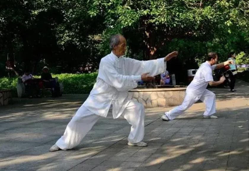 老年人怎样运动更健康，关键是做到这五点