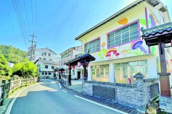 白云深处有“仙界”：走进贵阳蓬莱村
