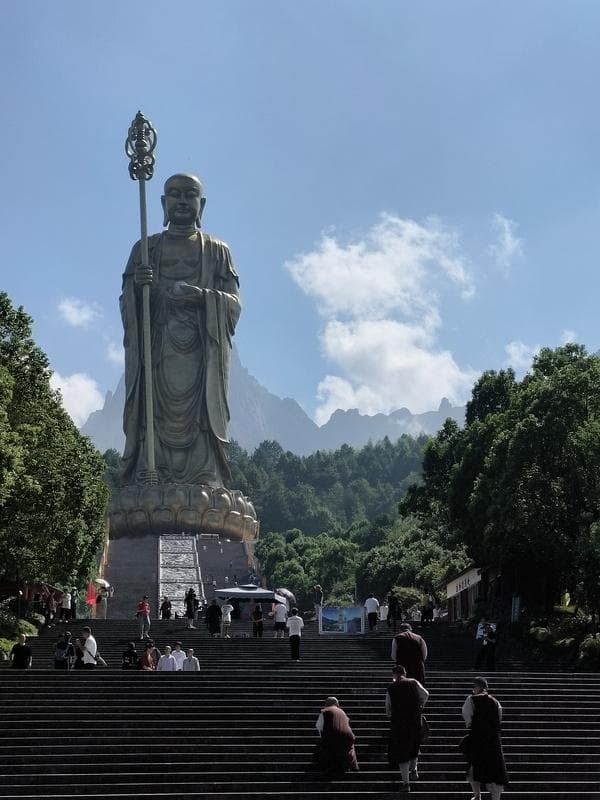 九华山大愿文化园旅游攻略：免费入园，行李寄存有变化
