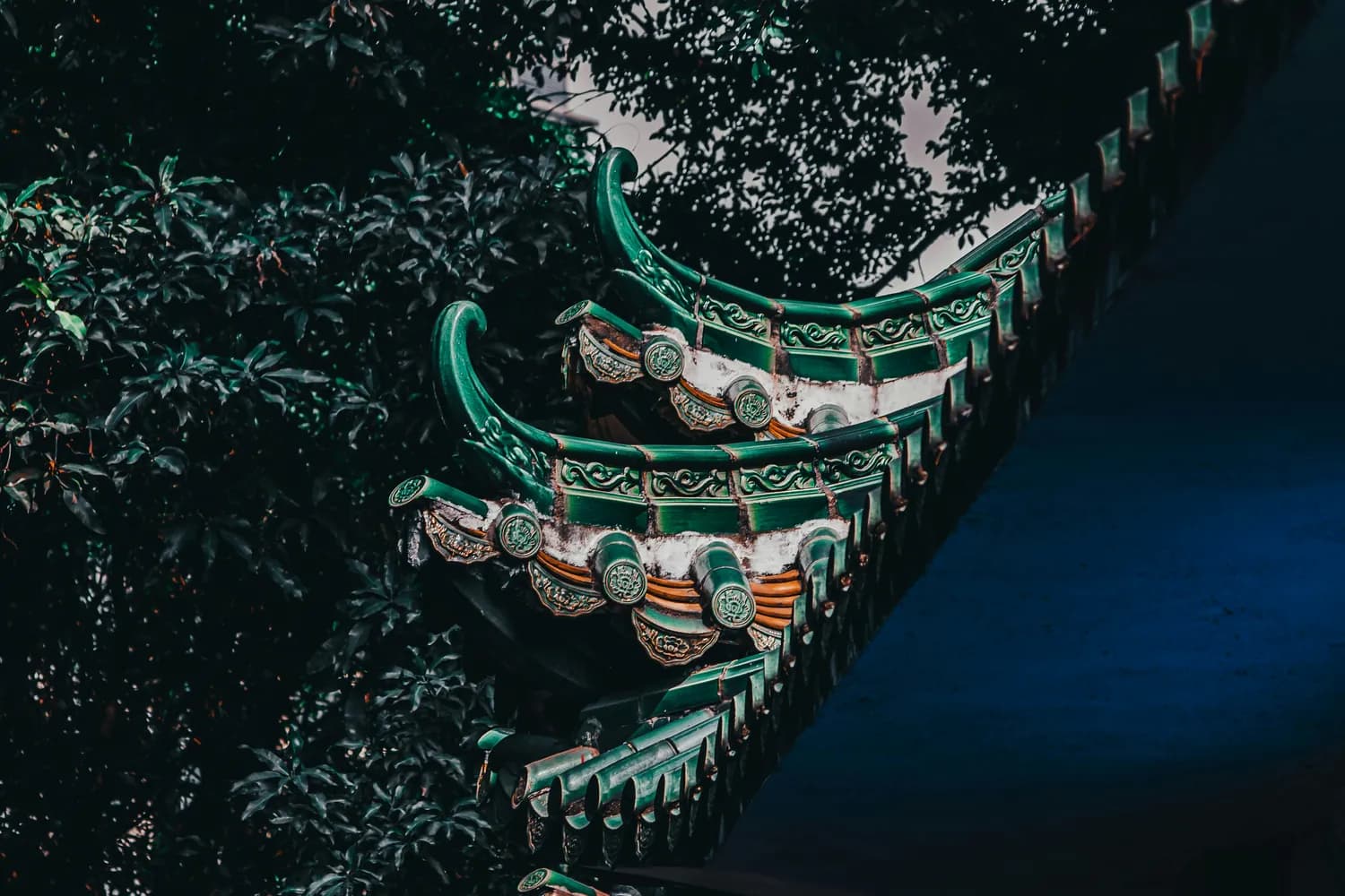 《栋梁》：当传统建筑遇上现代科技