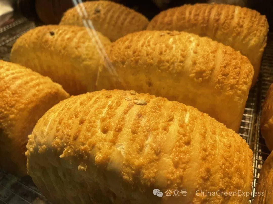 加纳面包中检出溴酸钾超标1333倍，8个地区主食存健康隐患