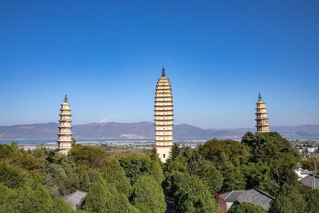 大理之魂！崇圣寺三塔，感受古老佛教的庄严与神圣！