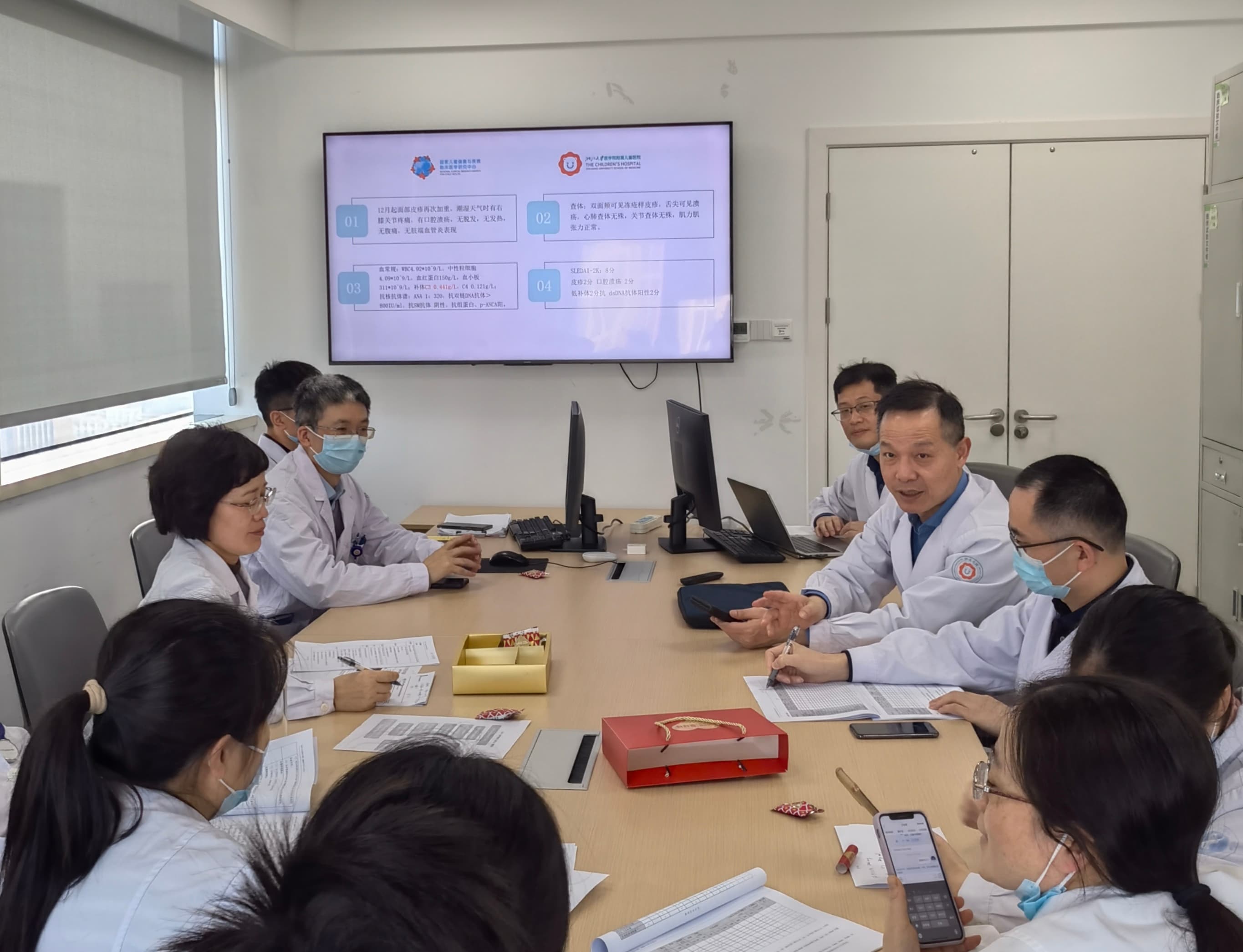 全球首个应用CAR-T疗法红斑狼疮患儿出院