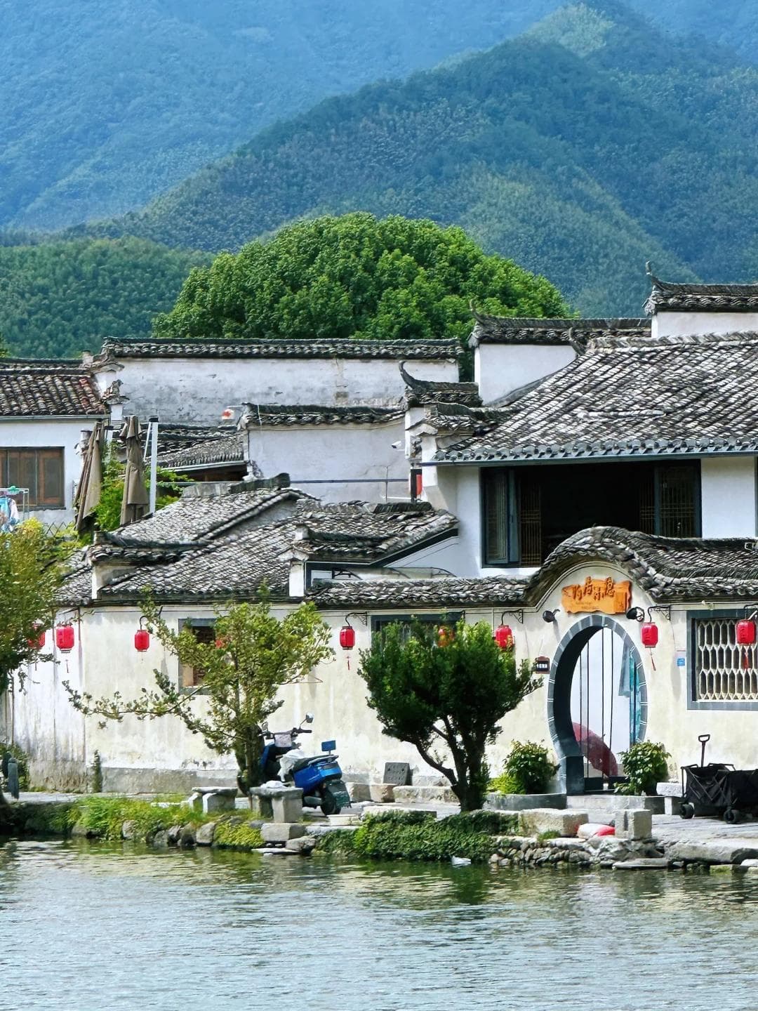 邂逅黄山奇景，沉醉宏村古韵——旅游攻略指南