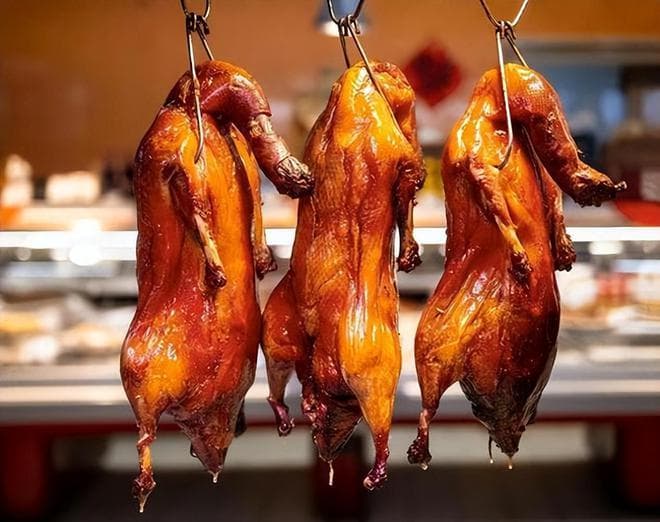 为什么一只活鸭上百元，街边一只烤鸭才19.8 ？用料真的安全么？