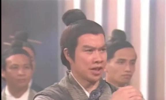 《射雕英雄传》的郭靖只射过一次雕，为什么小说要取这个名字？