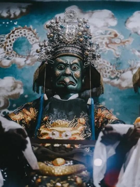五福王爷：从瘟神到民间守护神的演变