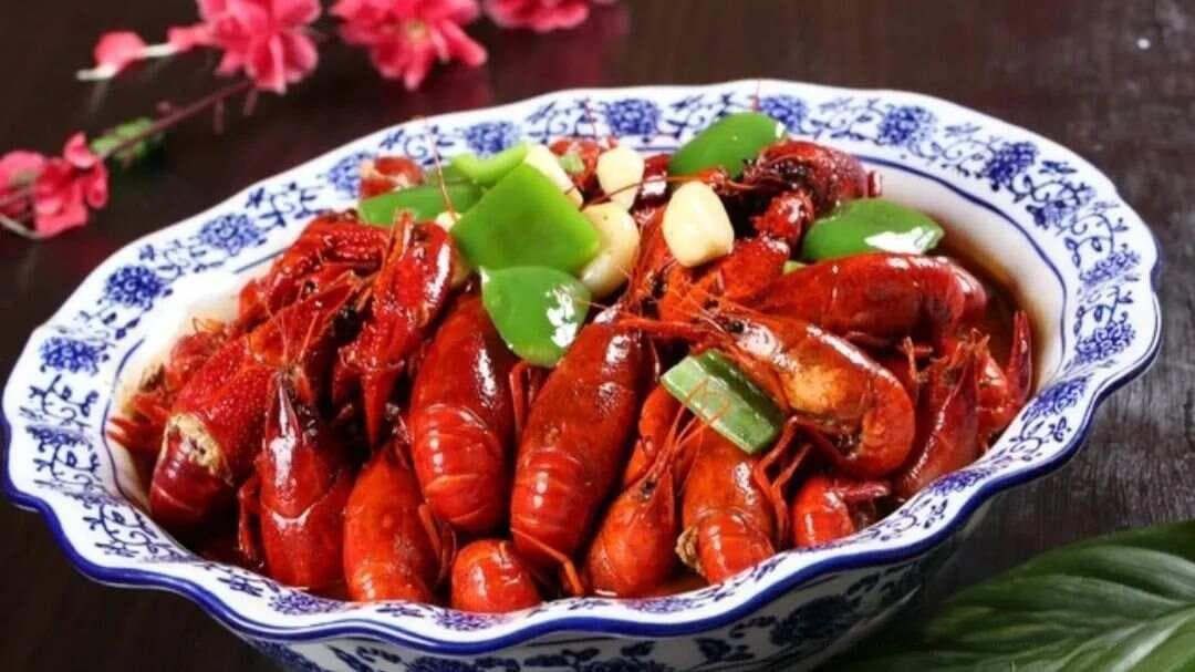 五款价值连城的小龙虾烹饪配方，各个都是经典，学会就可以摆摊赚生活费！