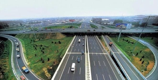 高速公路限速120，开到130算超速吗？交警：再强调最后一遍