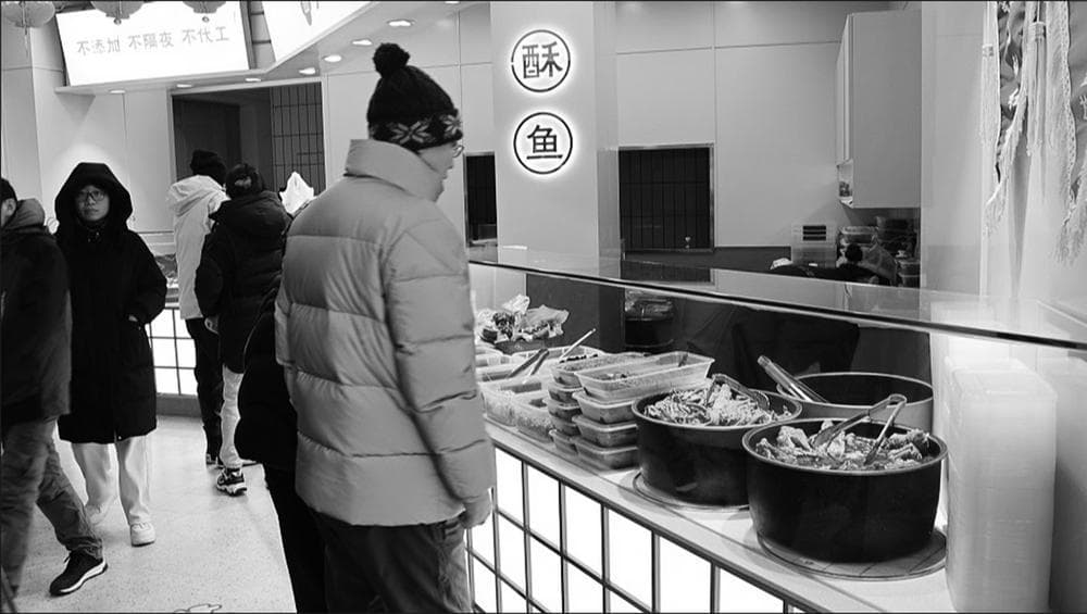 游客越来越多 生意越来越火  石家庄正定民俗美食深受游客喜爱